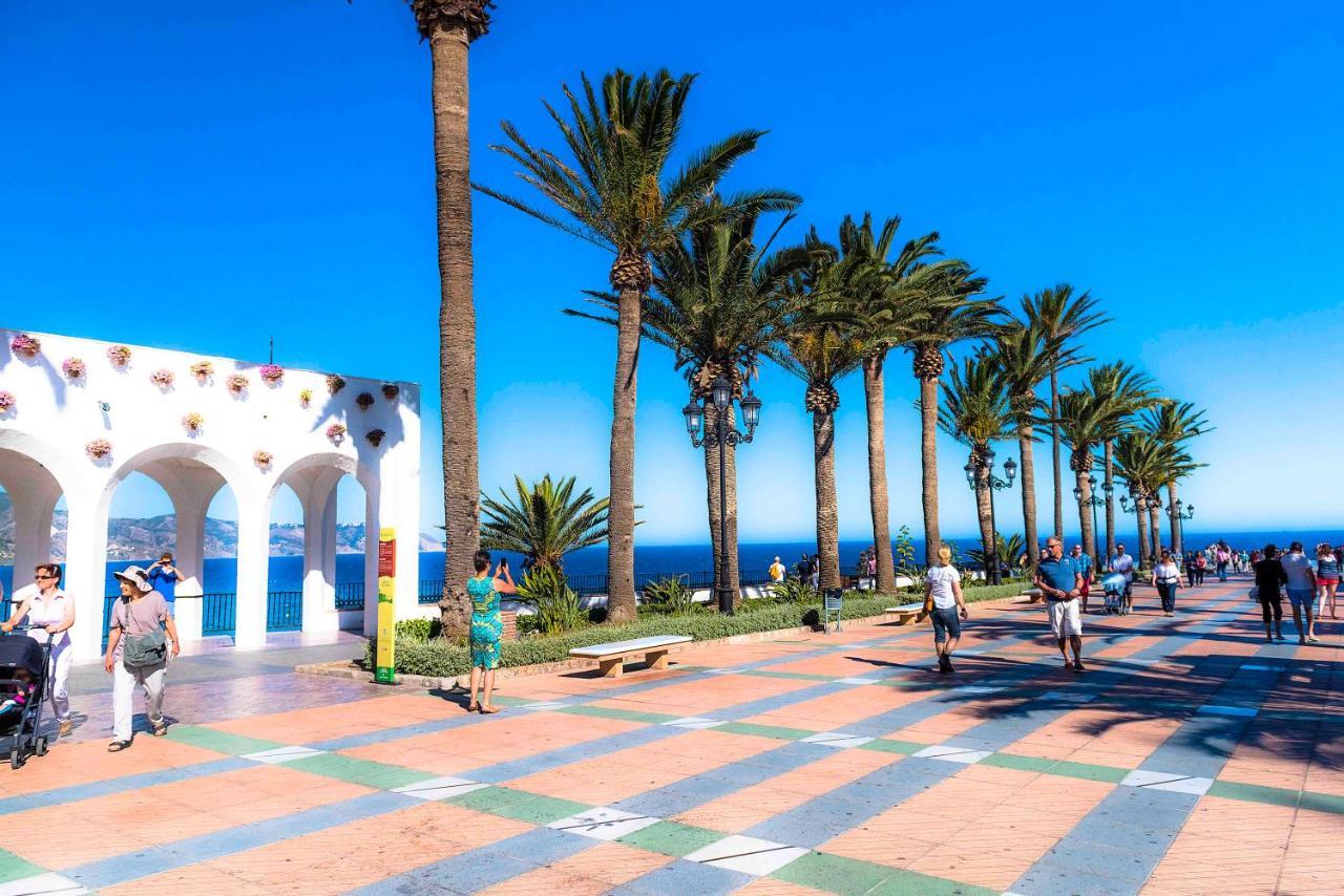 Nerja Center Apartment With Sea View מראה חיצוני תמונה