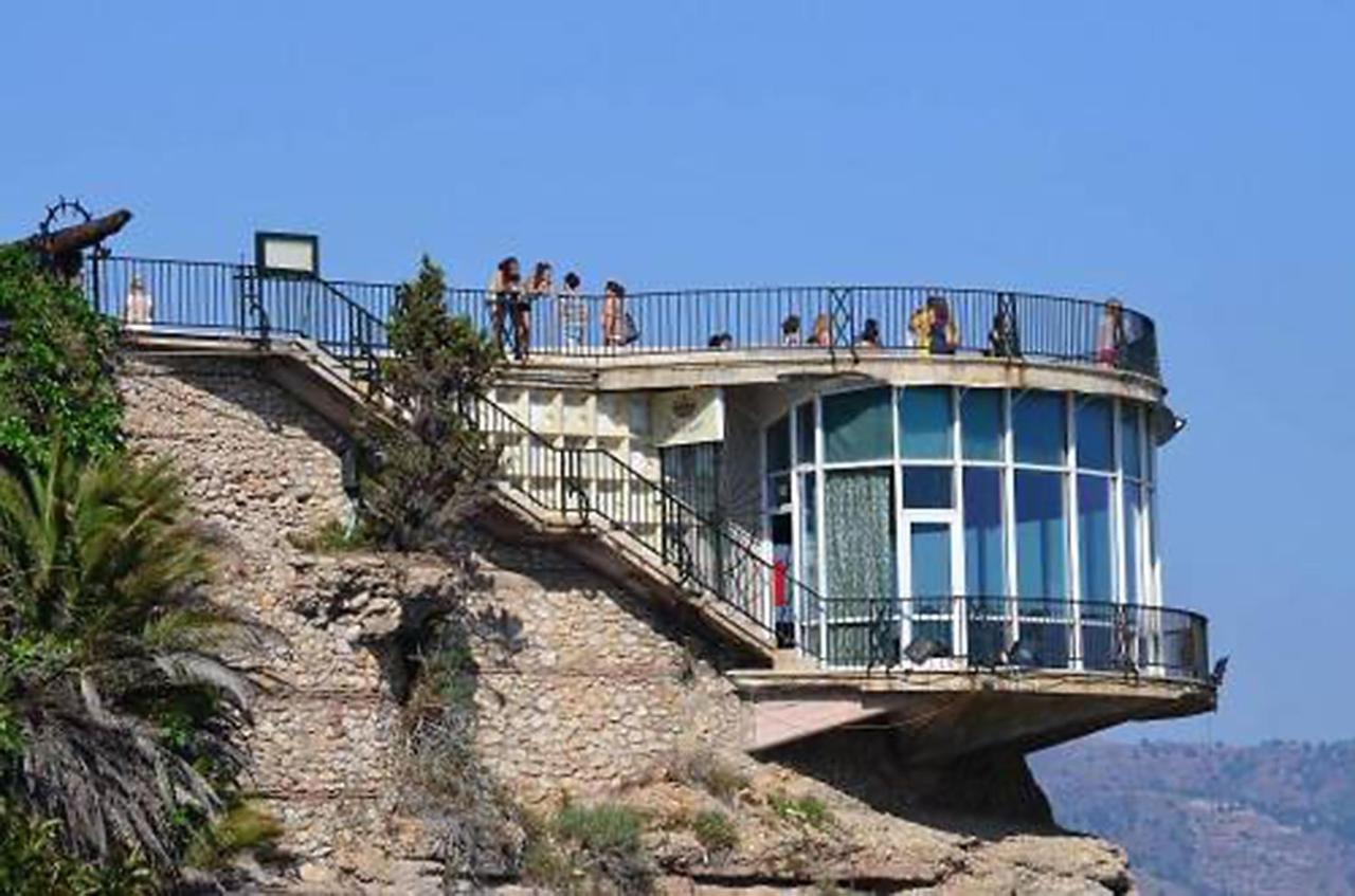 Nerja Center Apartment With Sea View מראה חיצוני תמונה